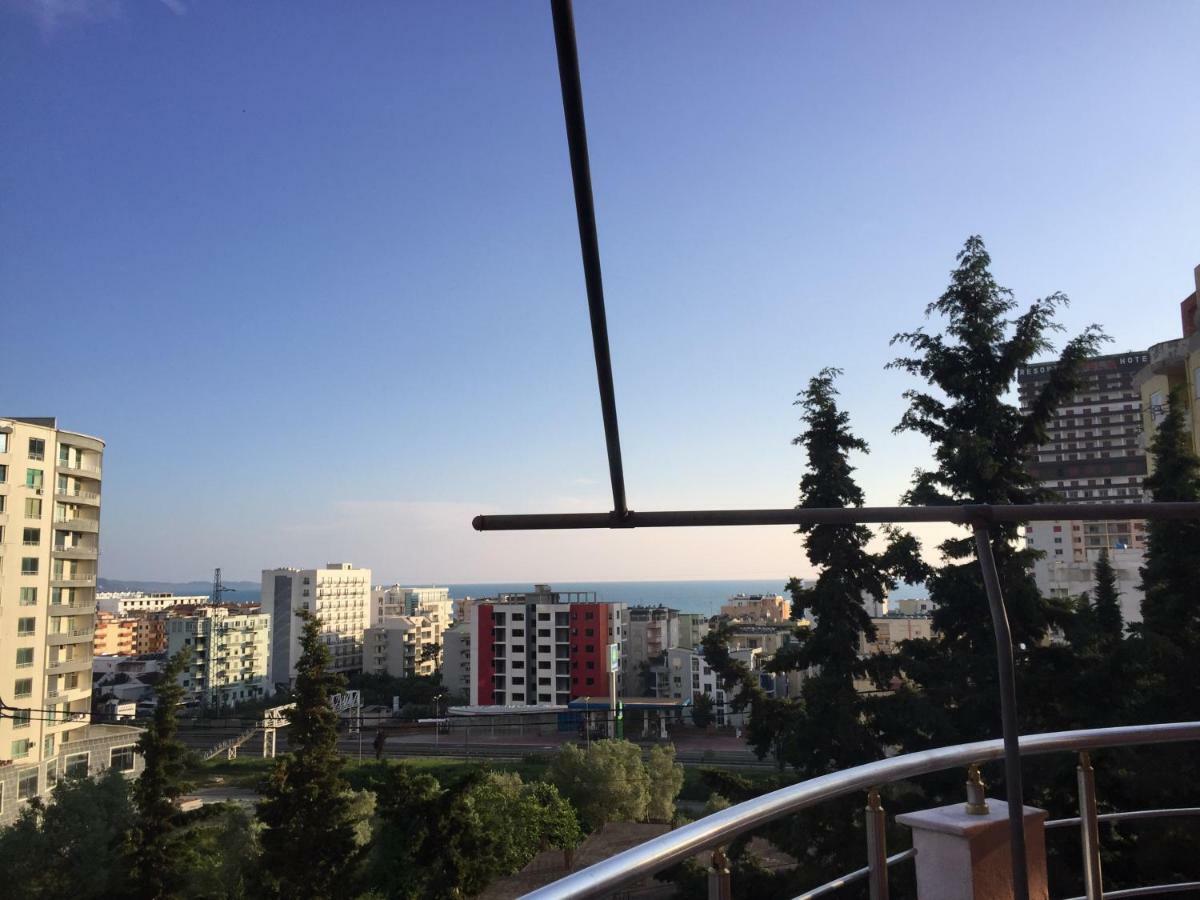 Hotel Moris Kryemëdhej 外观 照片